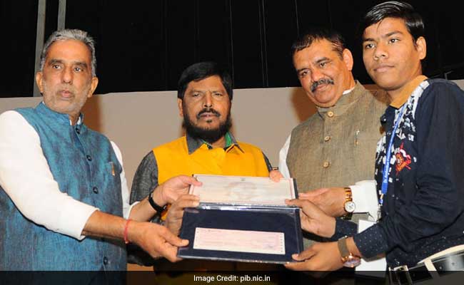 Meritorious SC, ST Students Awarded With Dr Ambedkar National Merit Awards