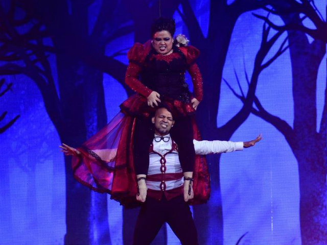 <i>Nach Baliye 8</i>: Bharti Singh Performed Without Harsh Limbachiyaa. Here's Why