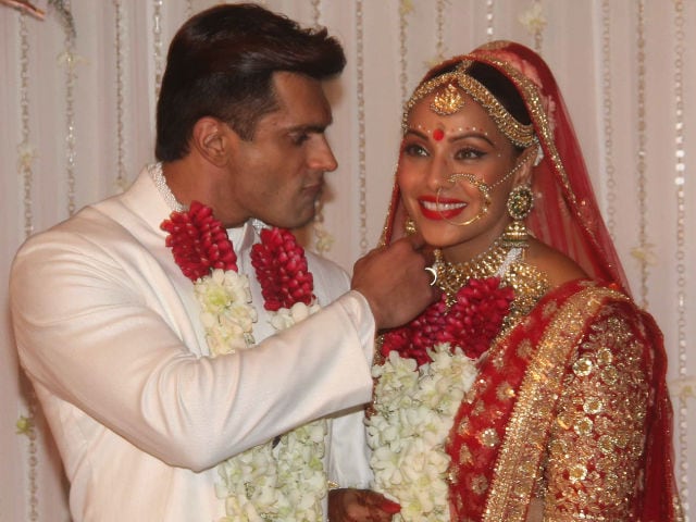 Ww Bipasha Xxx - Bipasha Basu, Karan Singh Grover Revisit Their Wedding Moments In This Video