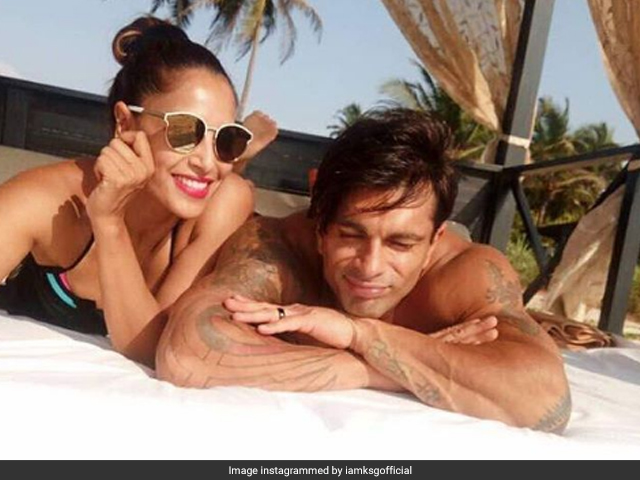 Bipasha Basu, Karan Singh Grover Share Adorable Messages On First Anniversary