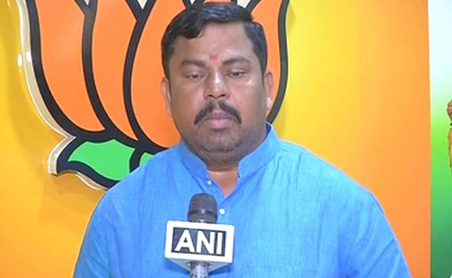Those "Begging For Votes" Host Iftar Parties, Say Telangana BJP Lawmaker