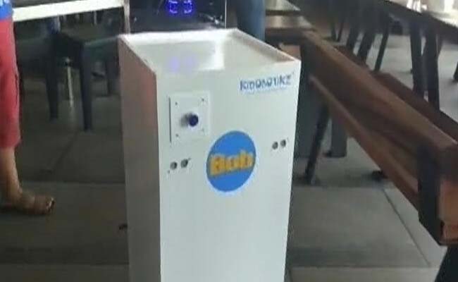 At Bengaluru Restaurants, 'BoB' The Robot Is A Bigger Draw Than Food
