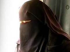 'बुर्का नहीं, जींस पहनी तो दुकान से बाहर धकेला गया, ताने मारे'- असम की युवती ने लगाए आरोप