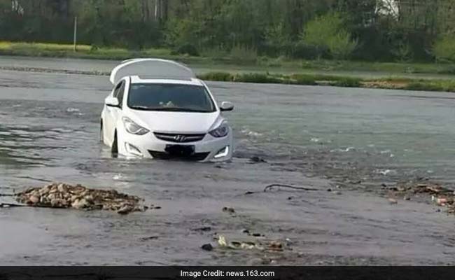 But The GPS Said So! Man Drives Car Into River, Regrets It Later