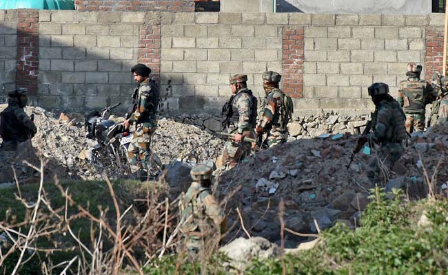 Paramilitary Force Plans More Annual Leaves For <i>Jawans</i> In Combat Zones