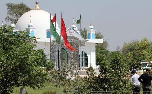 'Paranoid' Sufi Shrine Custodian Tortures, Kills 20 In Pakistan