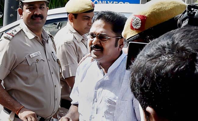 Delhi Police To Travel To Tamil Nadu With TTV Dinakaran