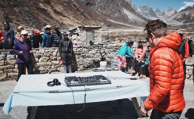 British DJ To Host 'Highest Party On Earth' On Mount Everest
