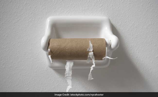 China's Notorious Toilet Paper Thieves Strike Again