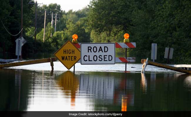 35 Killed As Flood Washes Northwestern Iran