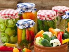 Shelf Life of Common Foods: Toss or Keep? Shelf Life of Common Foods: Toss or Keep?