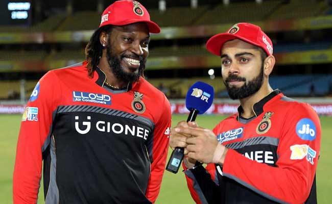 IPL 10: विस्‍फोटक क्रिस गेल का विराट कोहली ने लिया इंटरव्‍यू, जानिए सवालों का क्‍या जवाब दिया इस '10 हजारी बल्‍लेबाज' ने...