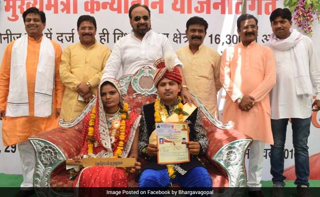 Minister's Special Gift For 700 Brides: Bats To Beat Drunk Husbands With