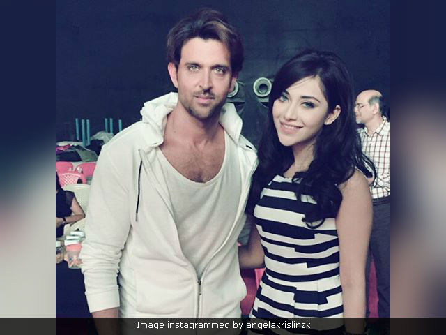 Hrithik Roshan Wants To Know Why This Actress Is 'Lying' About Being His Friend