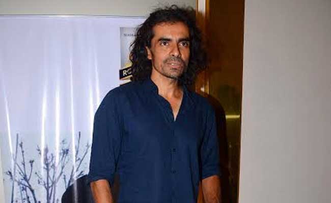 Bollywood Director Imtiaz Ali To Be Chief Guest At Hindu College Event