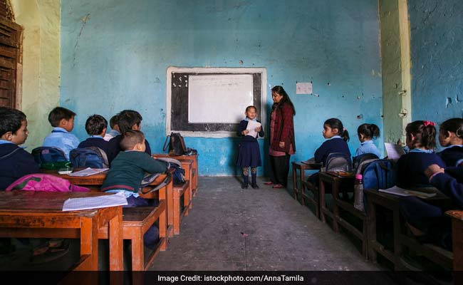 1,366 Schools In Uttar Pradesh Running Sans Proper Buildings: CAG