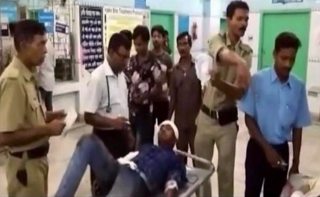 Bengal Student Falls Off Train Taking Selfie, Then Friends Die On Track