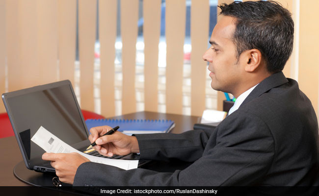 Assam Government To Recruit Graduates For 3052 Computer Instructor Posts