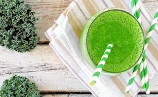 Winter Greens: Juice or Blend, Is It Safe to Have Leafy Veggies Raw?