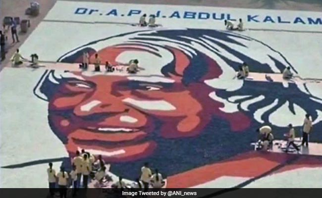 Paper Cup Mosaic Is A Tribute To 'People's President' APJ Abdul Kalam