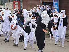 Kashmir's New Face Of Protests: Teen Schoolgirls On The Streets