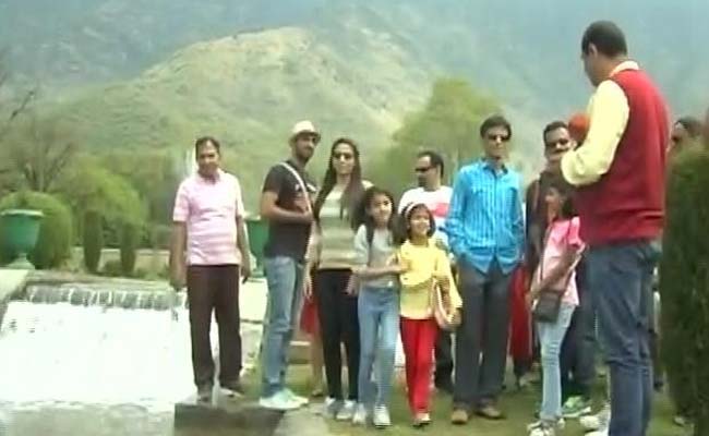 Slump Finally Ends, Tourism On The Rise In Kashmir