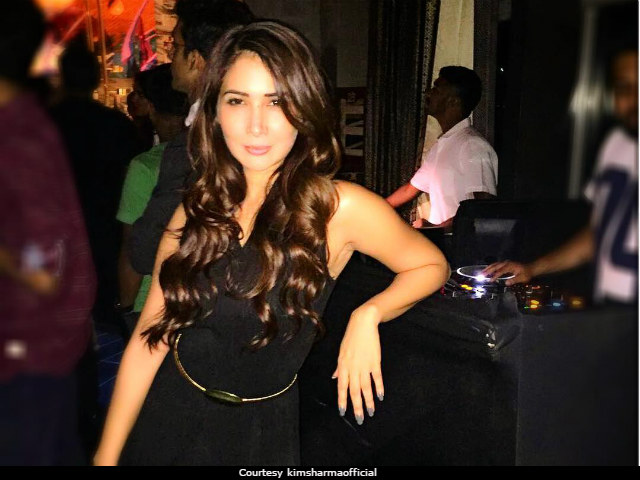 Kim Sharma 'Penniless'? Actress Responds To Reports Husband Left Her Bankrupt