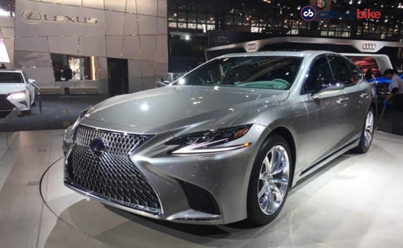 lexus ls 500h at ny auto show