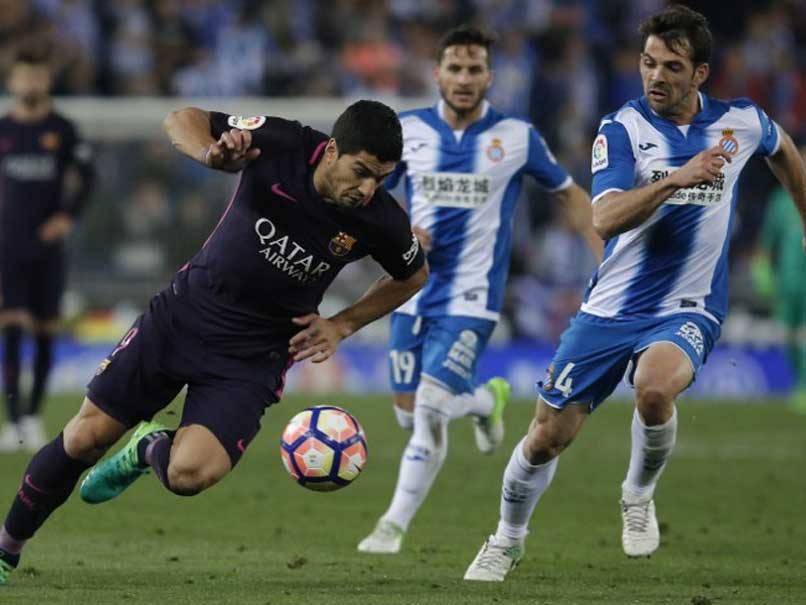 La Liga: Luis Suarez's Double Keeps Barcelona Level With Real Madrid