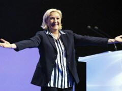 Marine Le Pen Says Voters Must Choose 'For Or Against' France