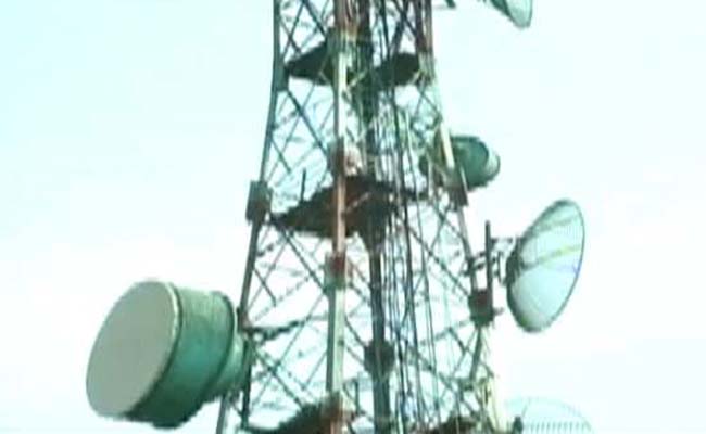 Demanding Patch-Up With Wife, Drunk Man Climbs Mobile Tower In Maharashtra