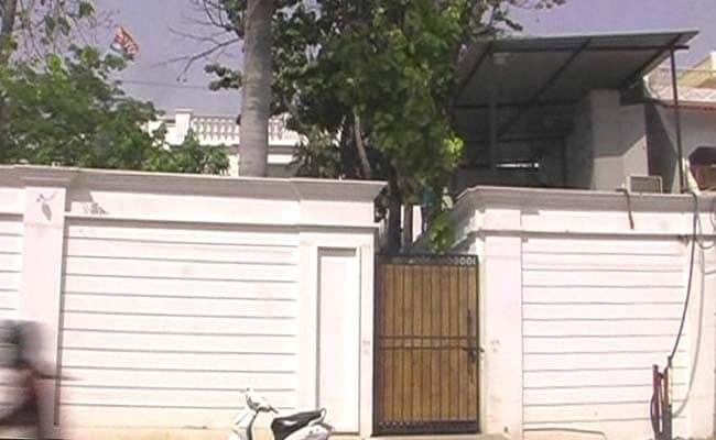 mulayam singh house etawah