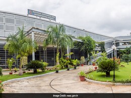 NAAC ने  ग्रेडिंग सिस्टम में पूरी तरह बदलाव होने तक आवेदन प्रक्रिया पर लगाई रोक NAAC ने  ग्रेडिंग सिस्टम में पूरी तरह बदलाव होने तक आवेदन प्रक्रिया पर लगाई रोक
