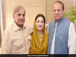In Case By Imran Khan, Pak's Nawaz Sharif Gets Breather In Supreme Court: 10 Points In Case By Imran Khan, Pak's Nawaz Sharif Gets Breather In Supreme Court: 10 Points