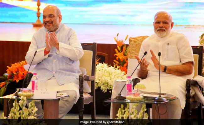 At PM Narendra Modi's Big Dinner For NDA Leaders, A Resolve For 2019 Elections