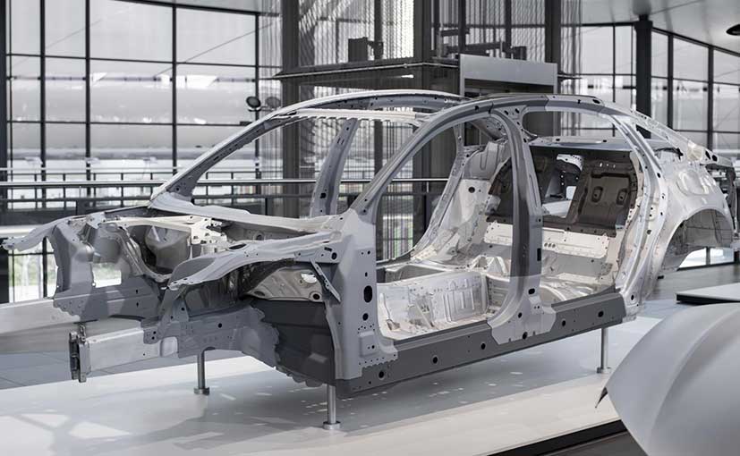 Keeping with the "the right material in the right place and in the right amount" principle, the latest stage in multi-material construction in the Audi Space Frame (ASF) for the upcoming flagship uses a mix of aluminium, steel, magnesium and carbon fibre-reinforced polymer (CFRP).