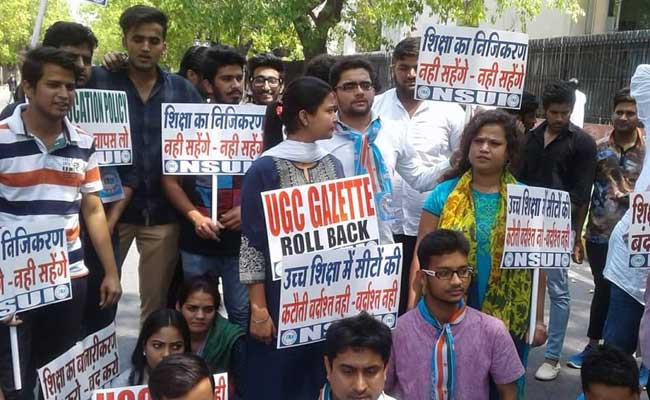 UGC Gazette, Autonomy Issue: NSUI Marches To HRD Ministry