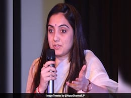बीजेपी प्रवक्ता नुपुर शर्मा के खिलाफ मुंबई पुलिस ने दर्ज किया केस, पैगंबर मोहम्मद पर टिप्पणी के चलते विवादों में हैं बीजेपी प्रवक्ता नुपुर शर्मा के खिलाफ मुंबई पुलिस ने दर्ज किया केस, पैगंबर मोहम्मद पर टिप्पणी के चलते विवादों में हैं