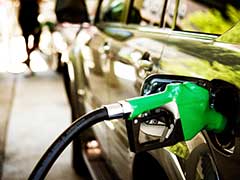 Petrol, Diesel Prices Today: रोज नए रिकॉर्ड बना रहे पेट्रोल-डीजल, आज फिर बढ़े दाम, यहां देखें
