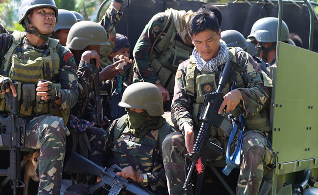 4 Gunmen Killed In Hunt For Philippine Terrorists