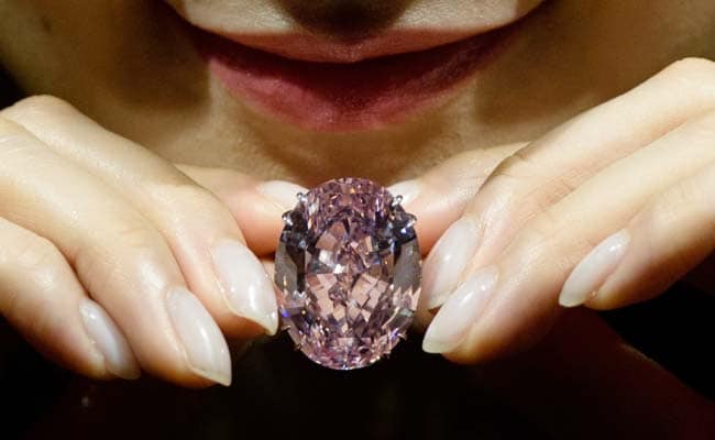 'Pink Star' Diamond Fetches Record $71.2 Million In Hong Kong