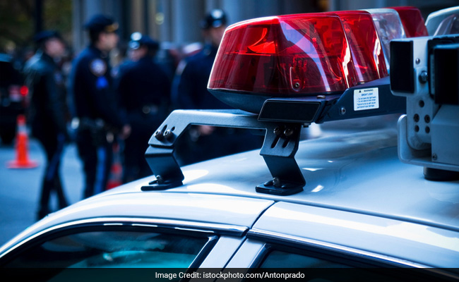 1 Dead, 12 Injured In US Supermarket Shooting