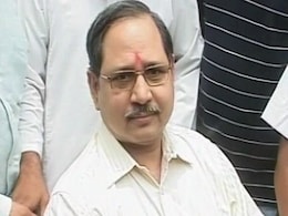 इशरत जहां एनकाउंटर केस : गुजरात के पूर्व डीजीपी पीपी पांडे को सीबीआई कोर्ट ने बरी किया इशरत जहां एनकाउंटर केस : गुजरात के पूर्व डीजीपी पीपी पांडे को सीबीआई कोर्ट ने बरी किया