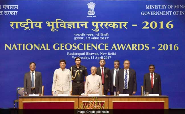 President of India Presents National Geo-Science Awards 2016