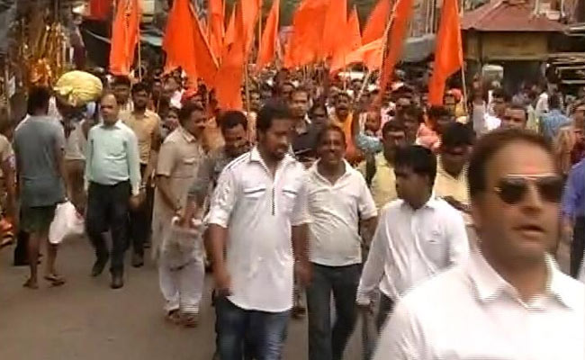 Case filed against West Bengal BJP chief for taking out sword