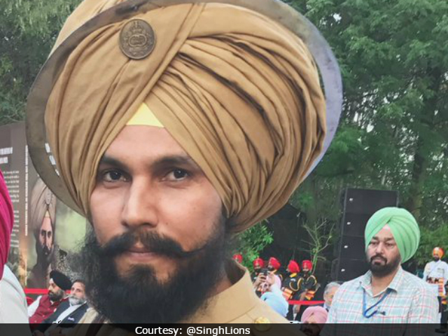 <i>Battle Of Saragarhi</i>: Randeep Hooda's Look Is Revealed