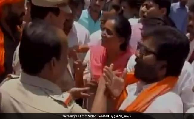 Now, Shiv Sena MP Ravindra Gaikwad Engages In Verbal Spat With Cops. Video Is Viral