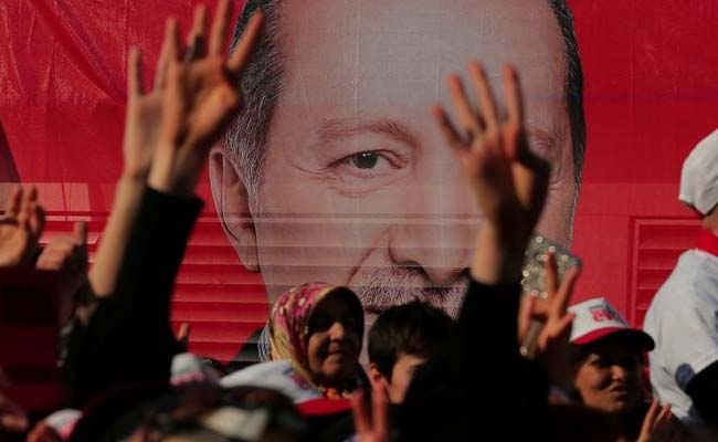 Turkish President Recep Tayyip Erdogan Celebrates Referendum Win, Rivals Urge Recount
