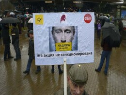 Dozens Detained In 'Sick Of Putin' Protests In Russia's Saint Petersburg Dozens Detained In 'Sick Of Putin' Protests In Russia's Saint Petersburg