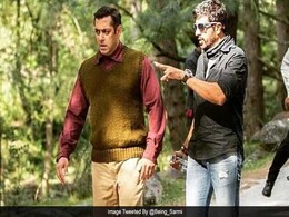 आ गया सलमान खान की फिल्म ट्यूबलाइट का पहला पोस्टर आ गया सलमान खान की फिल्म ट्यूबलाइट का पहला पोस्टर